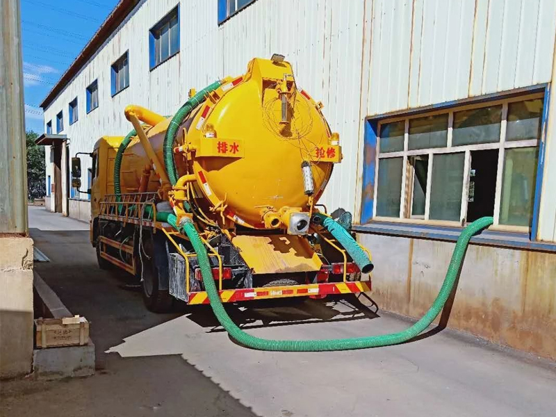 双塘厂区化粪池清理